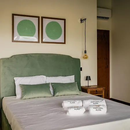 Villa Portugal Alma - Paiva Valley - Authentic Nature Sanctuary & Private Parada de Ester