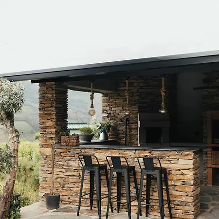 Villa Portugal Alma - Paiva Valley - Authentic Nature Sanctuary & Private *
